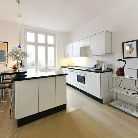 Logirhaus Doyen Robbenplate *